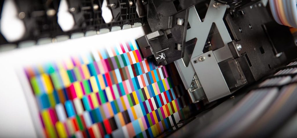 UV printing helps businesses save costs and improve efficiency