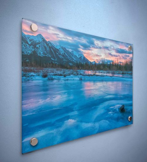 Acrylic UV printing – crystal-clear, vibrant, high-resolution finish Pakistan
